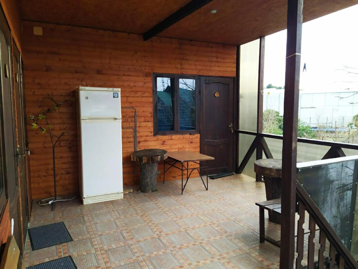 פיזונדה Guest House Lev מראה חיצוני תמונה