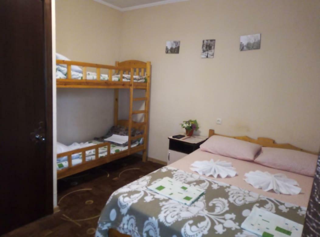 פיזונדה Guest House Lev מראה חיצוני תמונה